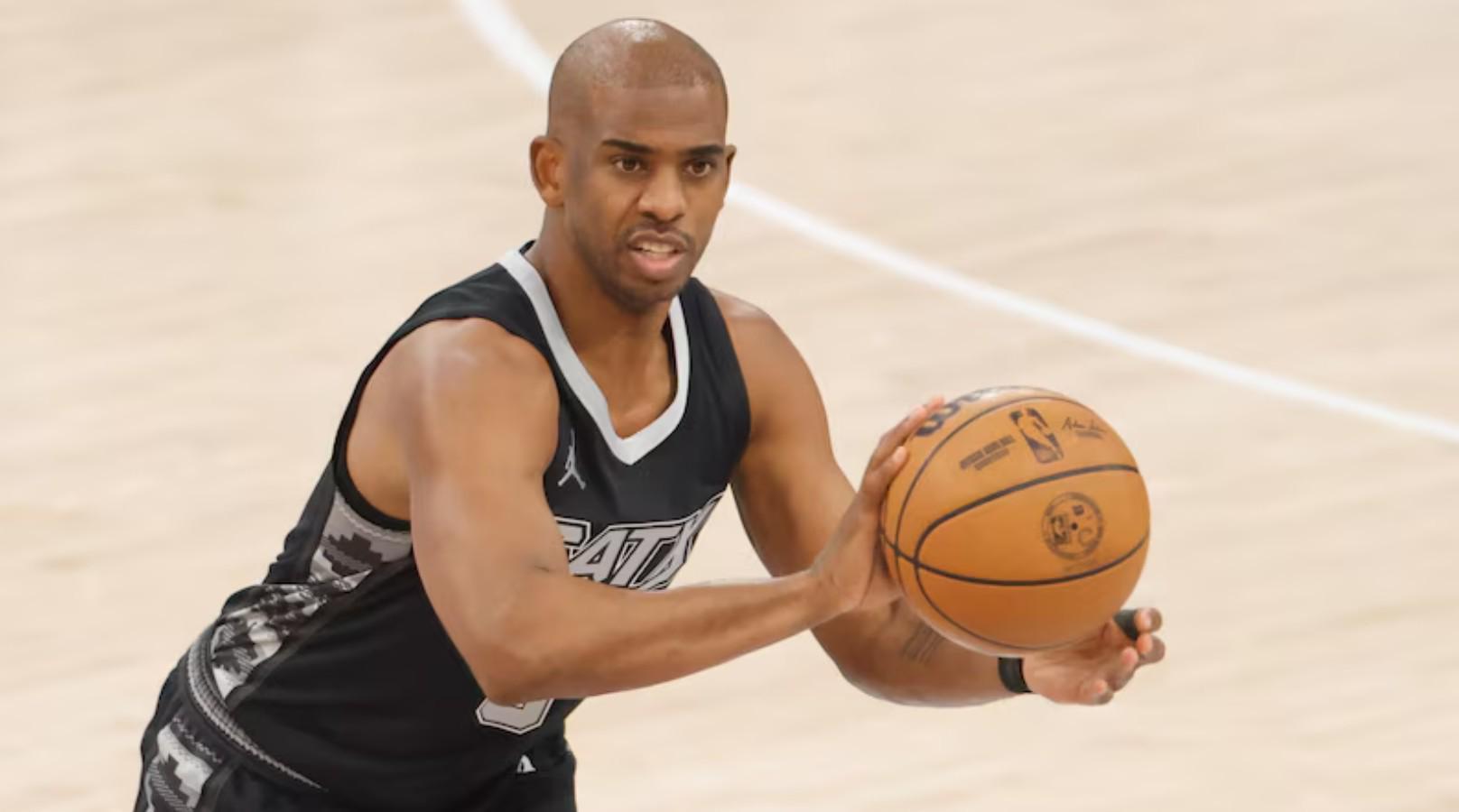 Shams：40岁控卫克里斯-保罗在周三与雄鹿官员进行了交谈